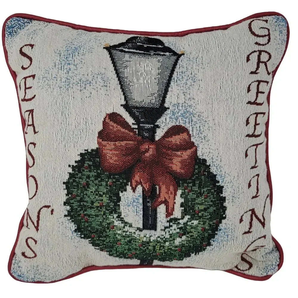 Christmas Needlepoint Tapestry Pillow Lamp Post Wreath Seasons Greetings